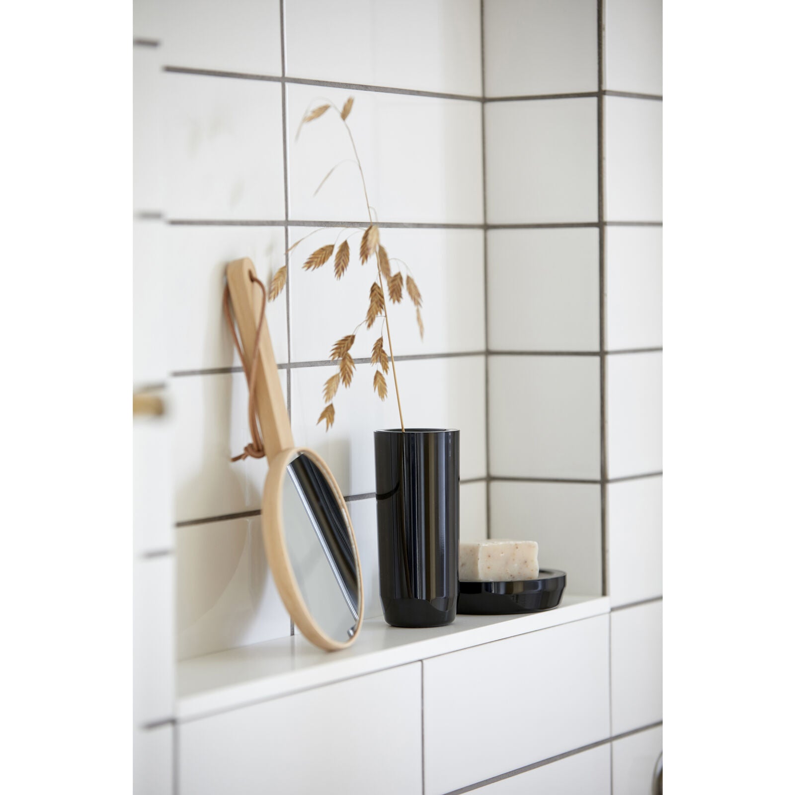 Toothbrush Mug 9 Cm "SUII" Black